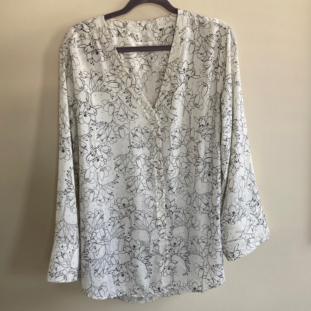 Treasure & Bond Top